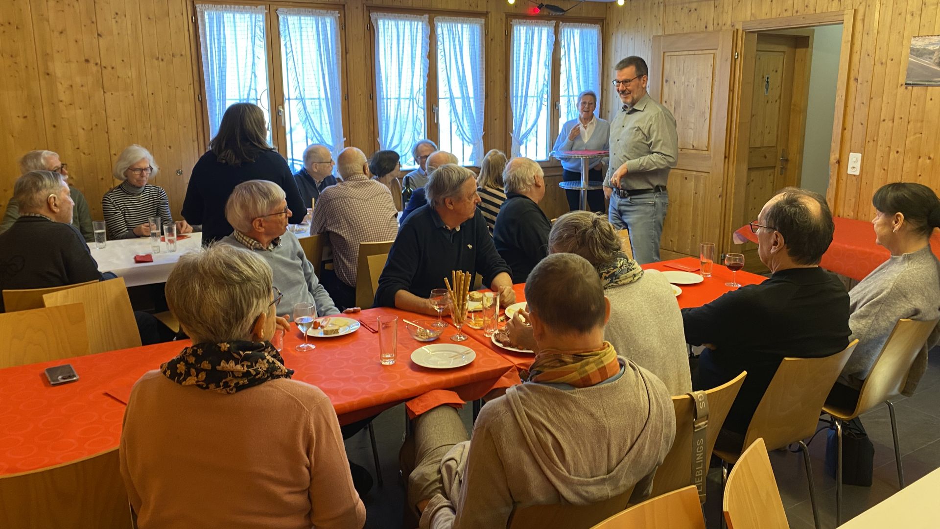 Einladung zum Neujahrsapéro am 10. Januar 2026 im Clubhaus im Hau